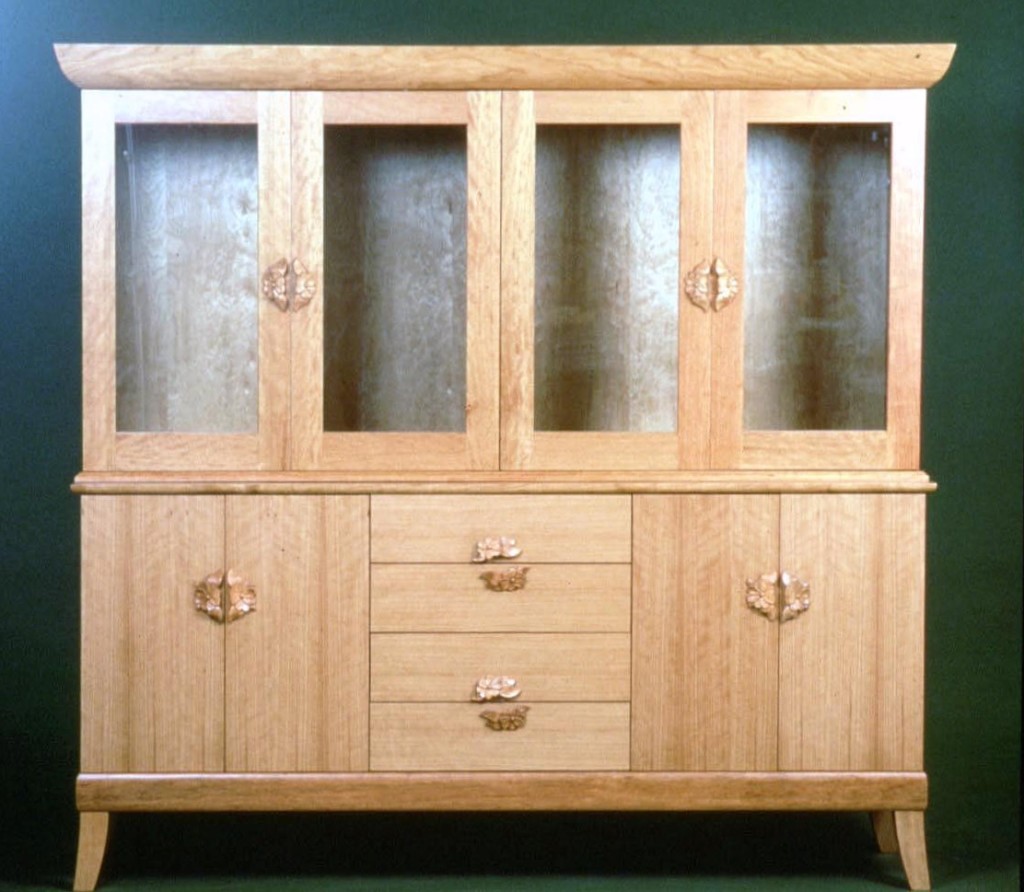 Dogwood Buffet - Hutch 011